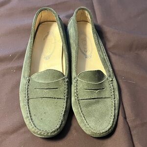Women’s Tod’s Green Suede Drivers Moc